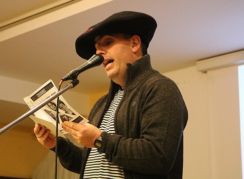 Bertso-paper lehiaketarako epea zabaldu da aste honetan