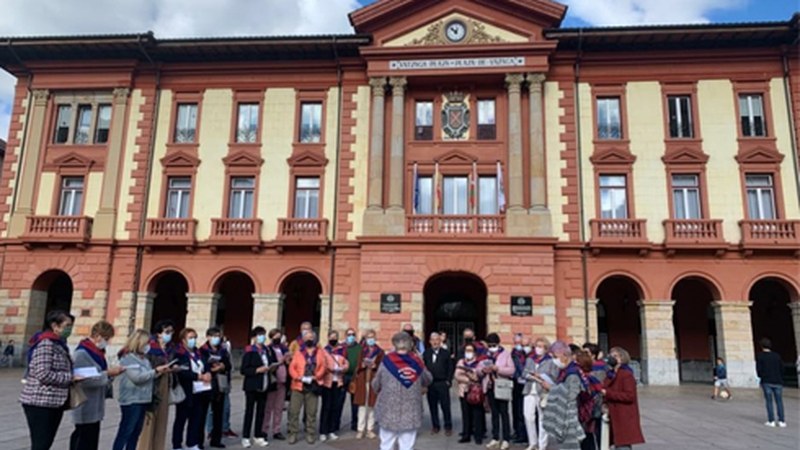 Kaleetan Kantuz-ekoak Eibarko kaleak alaitzen hasi dira berriro