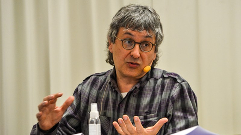 IñakI Iurrebaso (soziologoa): “Asko edo gutxi erabiltzen ote da euskara dagoen ezagutza-mailarako?”