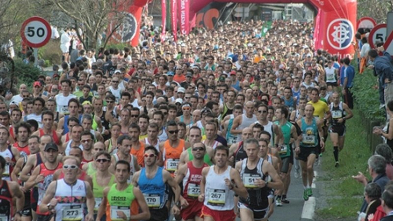 130 eibartar Behobia-Donostiaren urrezko ezteietan