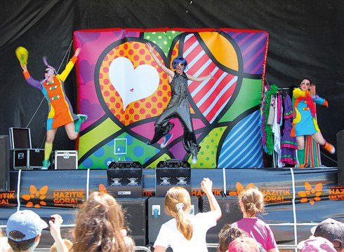 Bihar egingo du ...eta kitto!-k ikasturte amaierako Berbetan jaialdia Errebal plazan