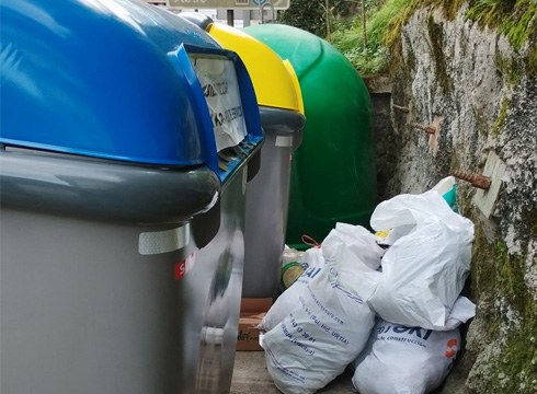 Edukiontzi berriak ezingo dira erabili abenduaren 1era arte