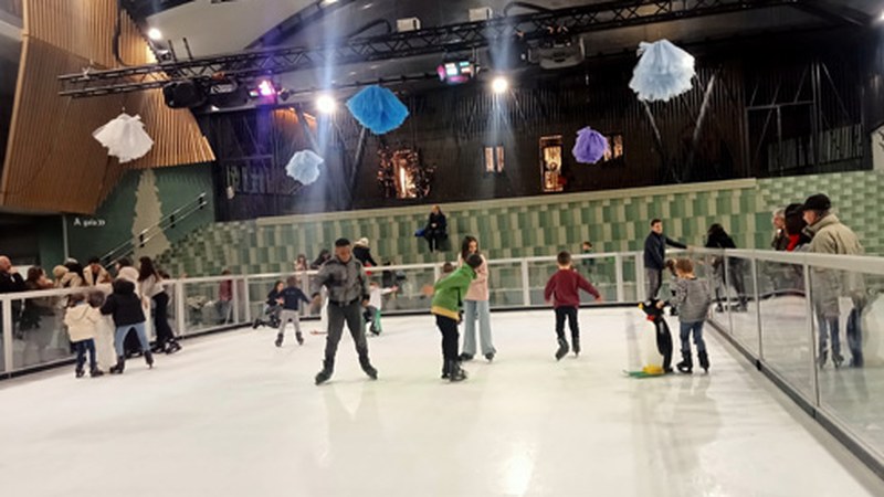 Izotz pista zabalik egongo da urtarrilaren 6ra arte