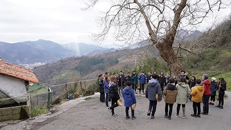 Domekan Santa Agedako bi kalejira egingo ditu Eibarko Musika Eskolak