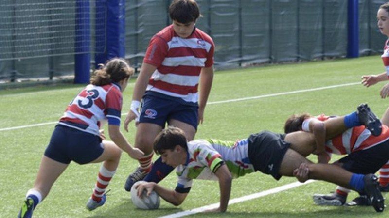 16 urtetik azpiko Eibar Rugbyko taldeak 64-10 irabazi zion Gaztedi B-ri