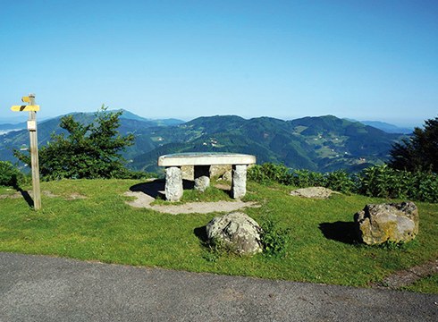 [18. IBILBIDEA] Dolmenen Ibilbidea