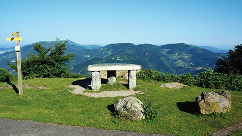 [18. IBILBIDEA] Dolmenen Ibilbidea