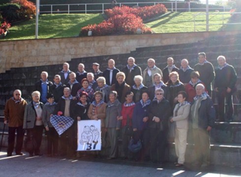 1937an jaiotakoak gaur batu dira elkarrekin bazkaltzeko