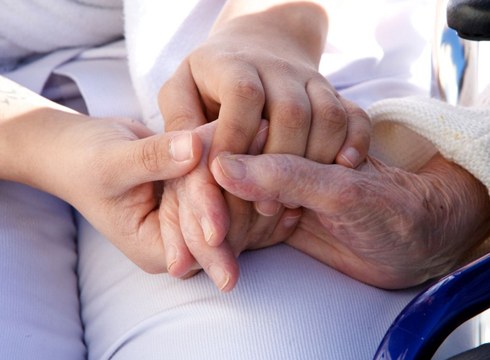 20 gaztek formazio programa batean parte hartuko dute, merkatu soziosanitarioan sartzeko