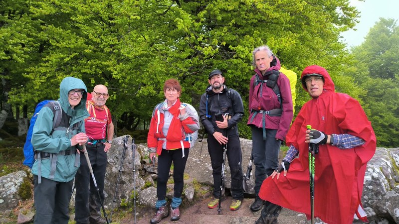 20 laguneko taldeak osatu zuen Urtasun eta Olaguen herri arteko mendi irteera