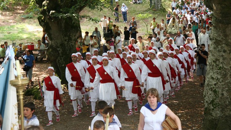 20 urte bete dira Kezkak Arrateko dantzak eraberritu zituenetik