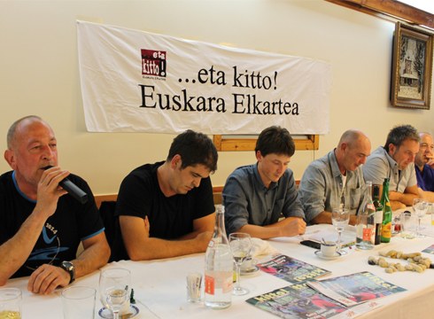 24. bertso-afaria bihar Kantabria jatetxean Arrate eguneko bezpean