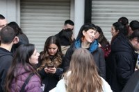 24. Korrikak kolorez bete du gaurko egun grisa