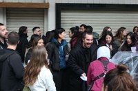 24. Korrikak kolorez bete du gaurko egun grisa