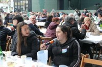 24. Korrikak kolorez bete du gaurko egun grisa