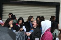 24. Korrikak kolorez bete du gaurko egun grisa