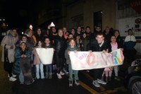 24. Korrikak kolorez bete du gaurko egun grisa