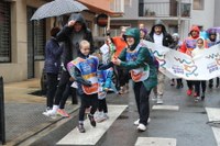 24. Korrikak kolorez bete du gaurko egun grisa