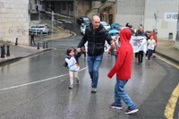 24. Korrikak kolorez bete du gaurko egun grisa