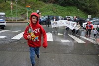 24. Korrikak kolorez bete du gaurko egun grisa