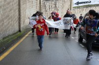 24. Korrikak kolorez bete du gaurko egun grisa