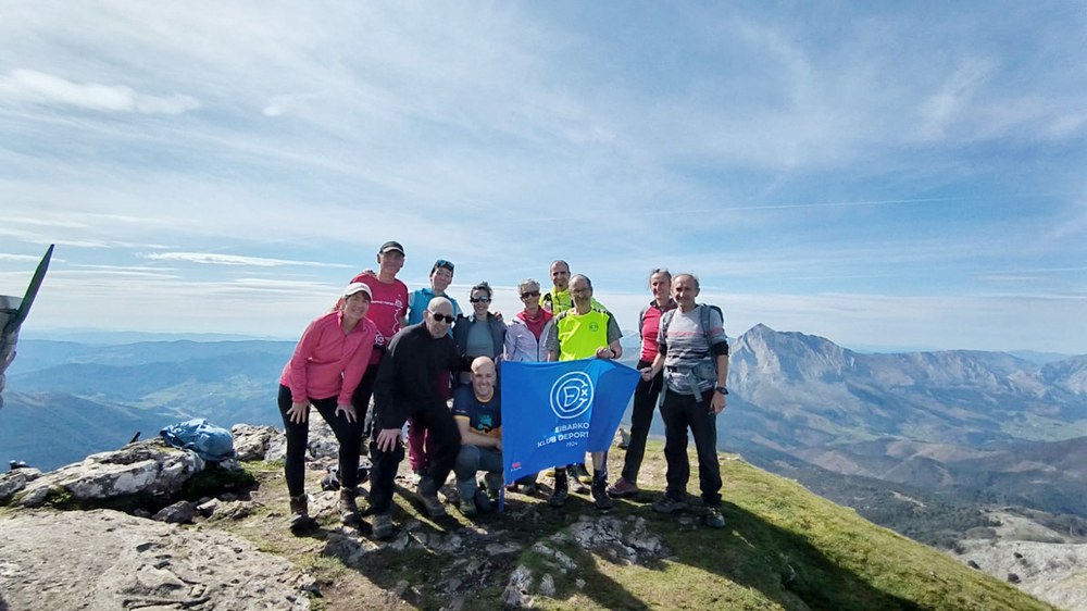 24 mendizalek igo zuten Udalatx “Klasikora” aurreko zapatuan