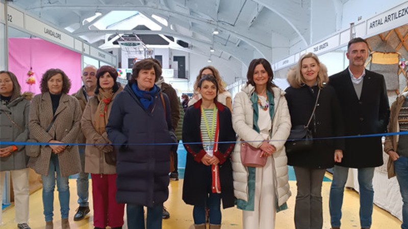 27. Euskal Dendak 54 artisau bilduko ditu Durangon domekara bitartean