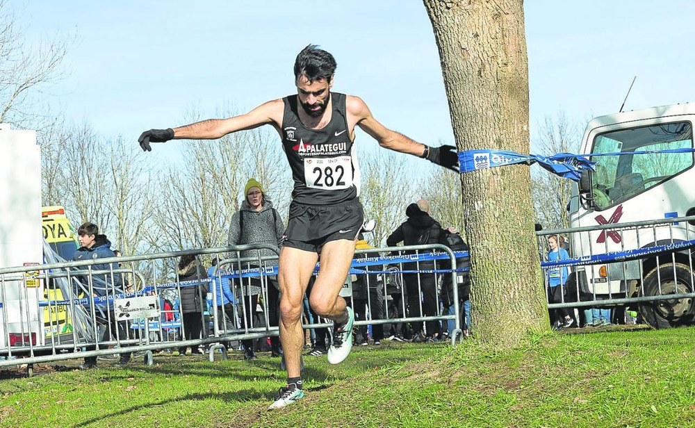 300 lagun inguru elkartuko dira Bolunburu Oroigarri Krosean