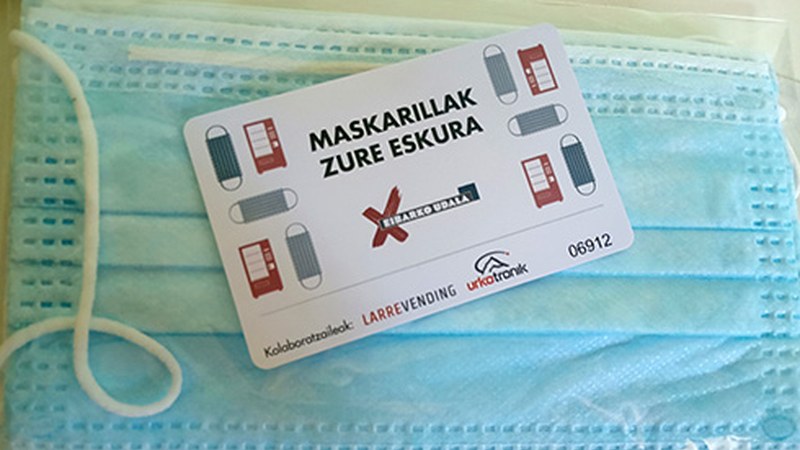 35.000 maskara baino gehiago banatu dituzte makinak jarri eta lehen astean