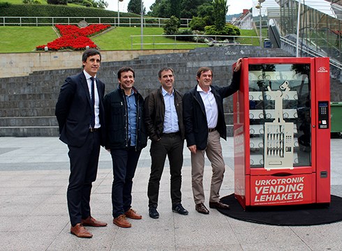 35 urte bete dituela ospatzeko vending lehiaketa antolatu du Urkotronikek