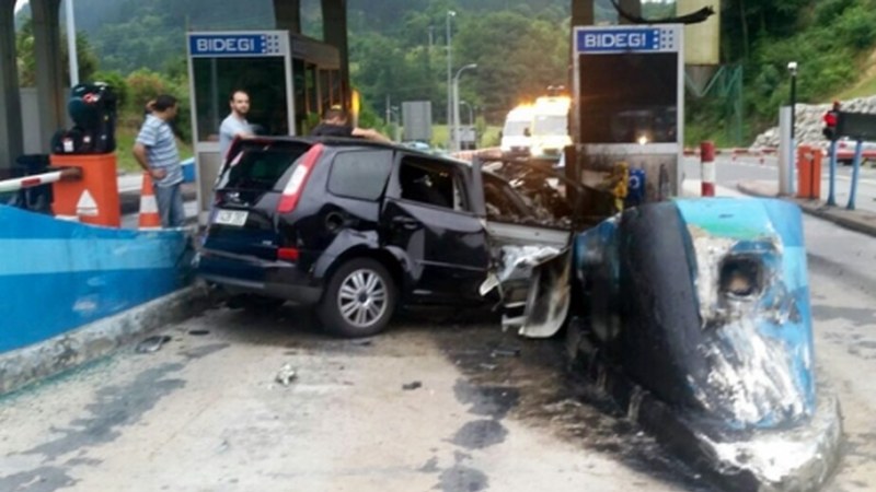 39 urteko eibartarra auto istripuan larriki zauritu da Elgoibarren