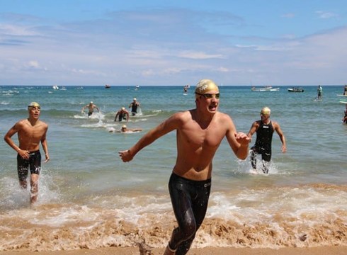 40 eibartarrek amaitu zuten atzo Getaria-Zarautz itsas-zeharkaldia