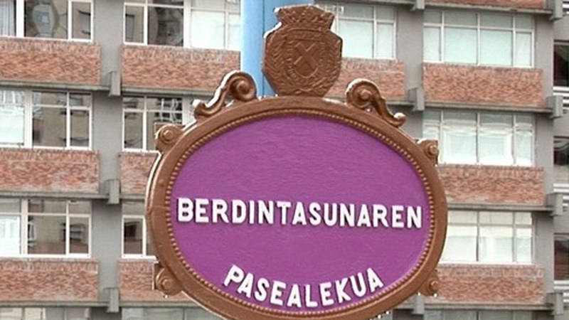 400 lagun baino gehiago batuko dira domekan egingo den Berdintasunaren Aldeko Martxan