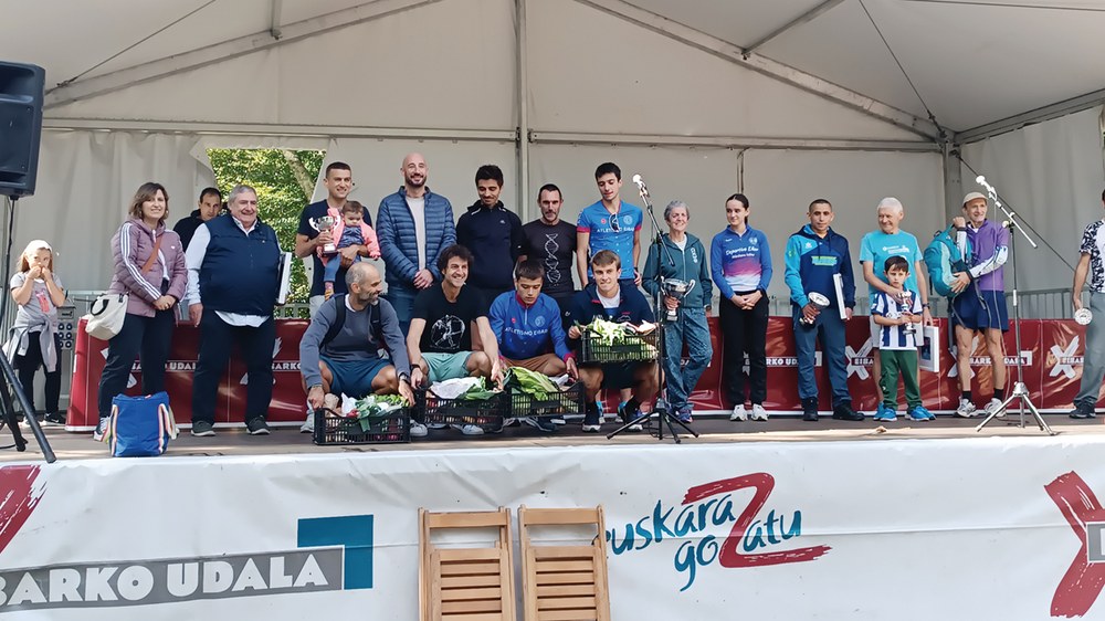 41 parte-hartzaile izan zituen 29. Simon Aldazabal igoerak