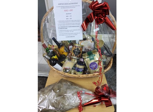 490 zenbakiari egokitu zaio Ipuruako jubilatuen etxeko gabonetako otarra