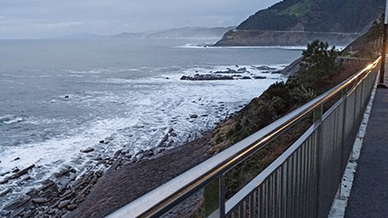 [5. IBILBIDEA] Itsas-ertzeko pasealekua