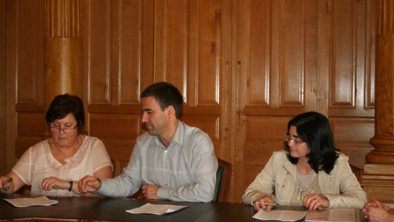 62.900 euro merkataritzari laguntzeko