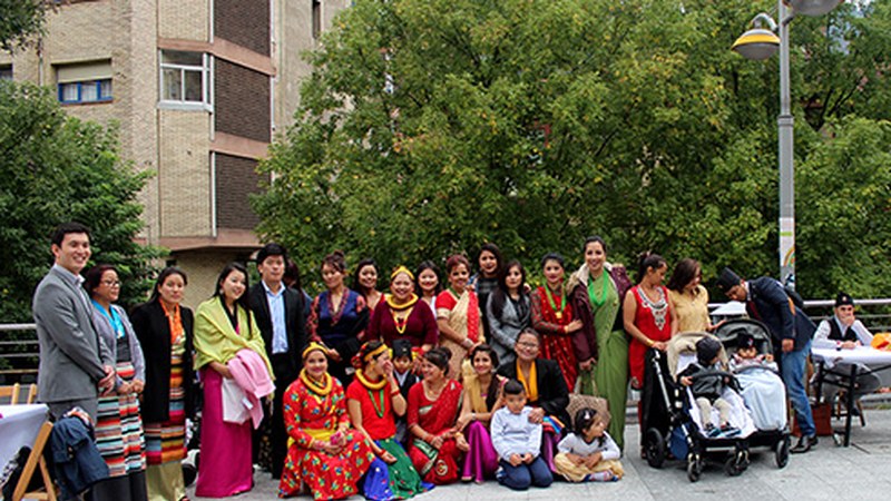 Dashain jaialdia ospatu zuten atzo Eibarren bizi diren nepaldarrek