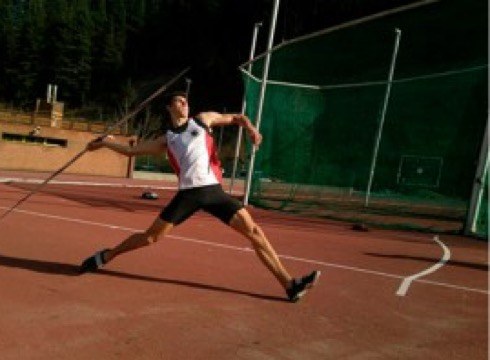 80,64 metroko jaurtiketarekin Odei Jainagak marka guztiak hautsi ditu