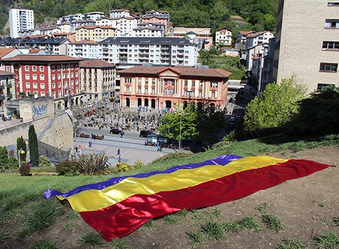 90 urte geroago, 1931ko apirilaren 14ko egun historikoa gogoratu zuten atzo