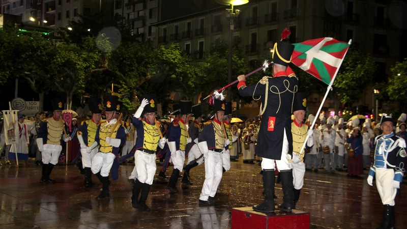 96 urte bete ditu helduen danborradak