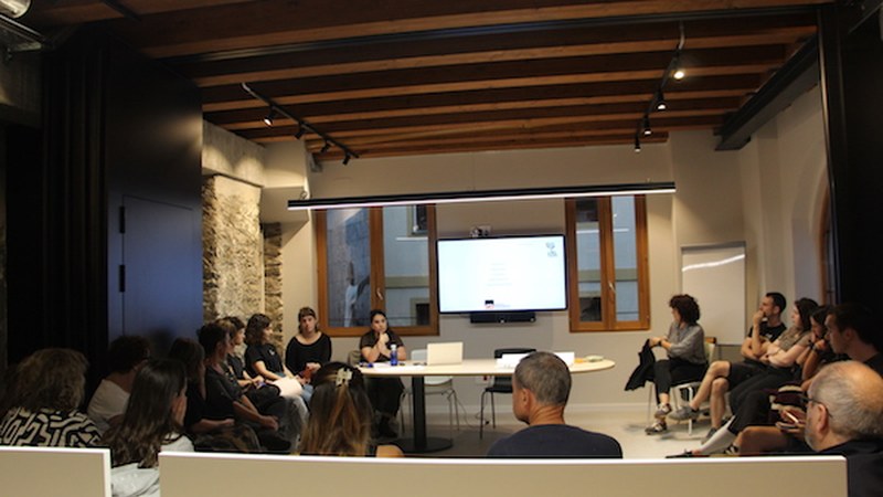 A30 greba feminista, bilerak prestatzen