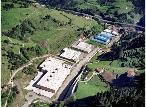 Abian da Azitaingo industrialdean film industriala jasotzeko proba pilotua