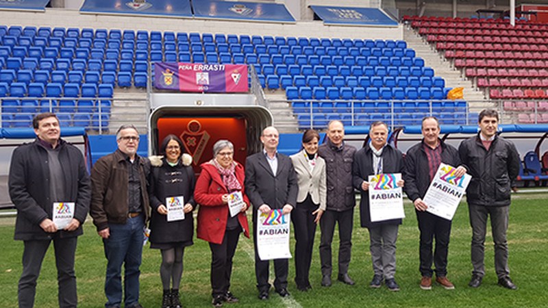 #ABIAN Debabarreneko Enplegu eta Lanbide Heziketa Azoka aurkeztu dute gaur Ipuruan