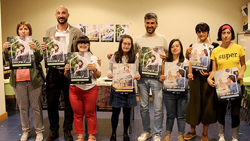 Adimen desgaitasuna dutenek nola bizi nahi duten erabakitzeko eskubidea aldarrikatzeko kanpaina hasi du Atzegik