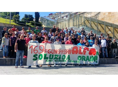 Administrazio konkurtsalarekin adostasuna lortu dute Alfako beharginek gaur, 172. greba egunean