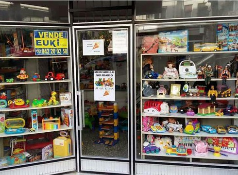 AFESD elkarteak jostailuen salmenta hasi du