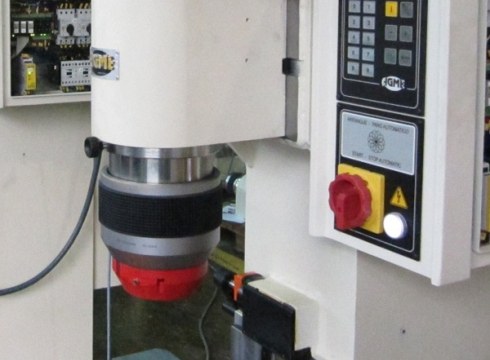 AGME-k sistema berria ezarri du bere errematxatu-makinetan