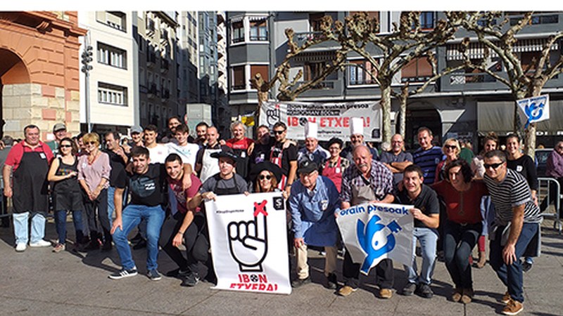 Ainize Frontaura eta Iñigo Zubiaurrek jantzi zuten txapela Eibarko 3. Berakatz Zopa Txapelketan