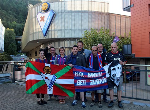 Aitor Cano gogoratzeko sortu duten taldea aurkeztu dute gaur Ipuruan